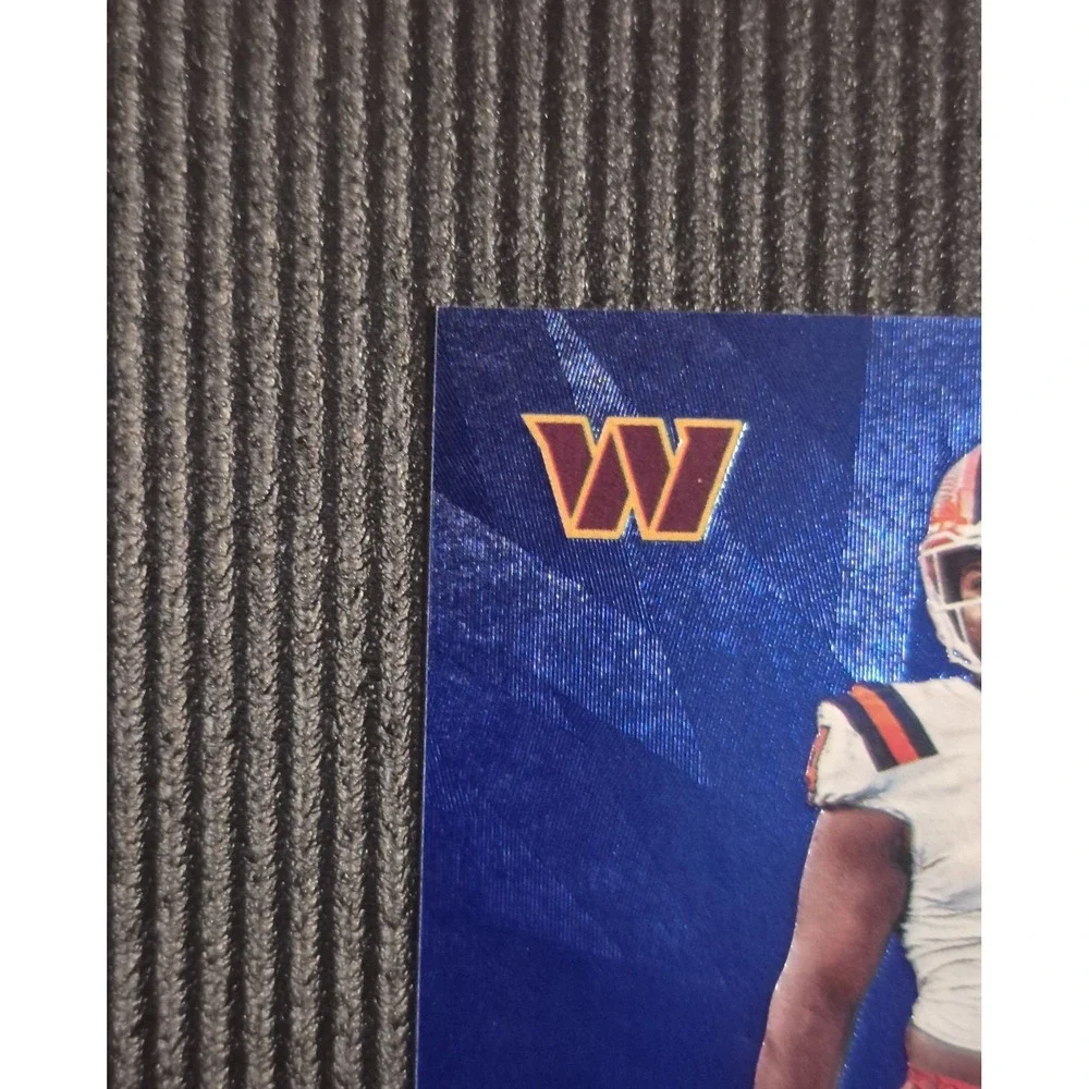 2024 Panini Donruss Elite Jer'zhan Newton #190 Rookies Blue /99 (RC) Commanders